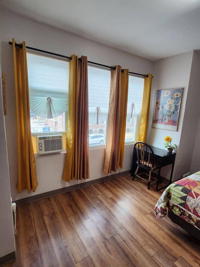 4 BR in Philadelphia