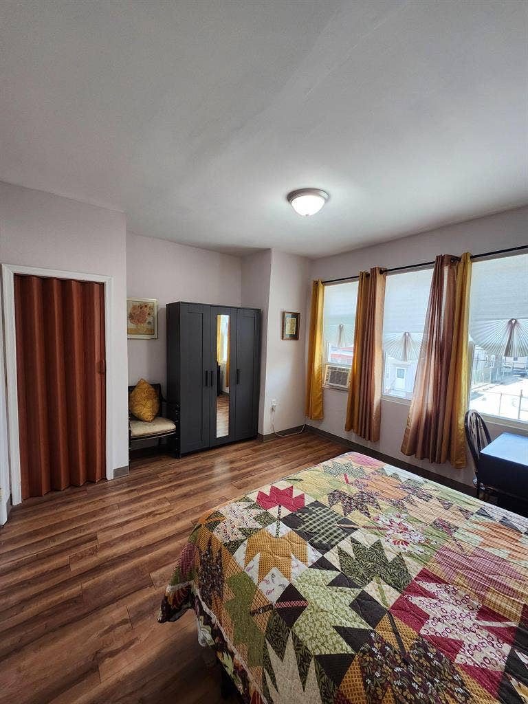4 BR in Philadelphia