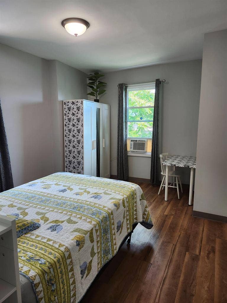 4 BR in Philadelphia