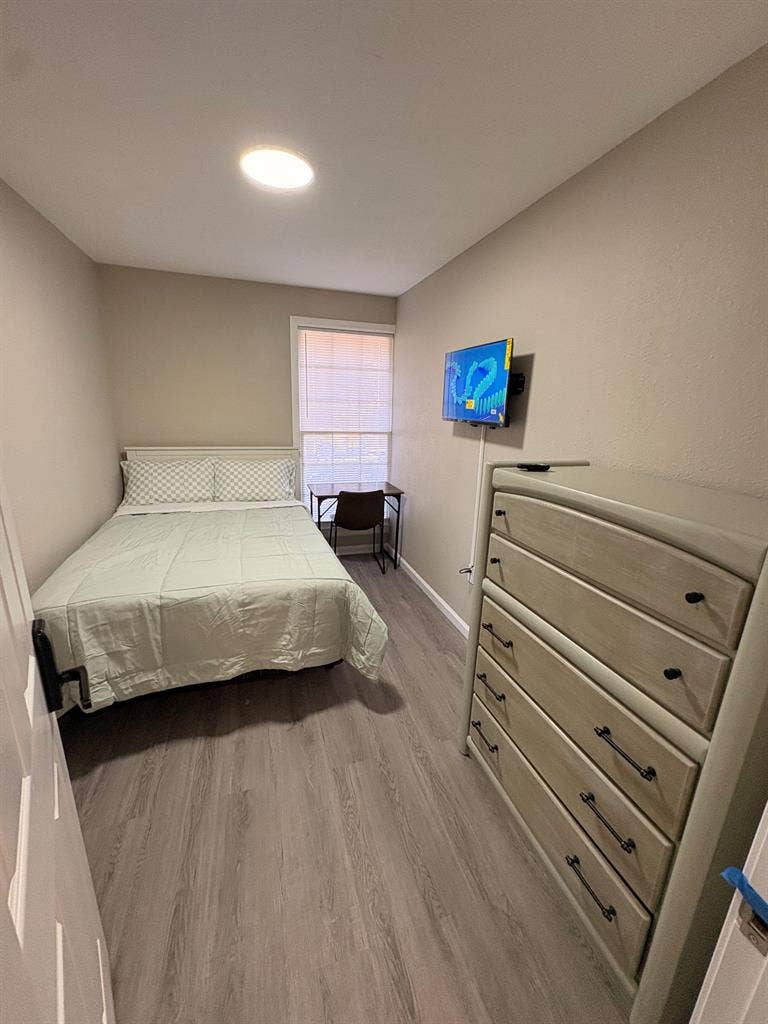 8 BR in Jacksonville
