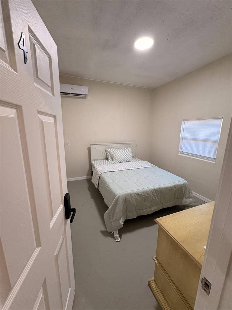 8 BR in Jacksonville