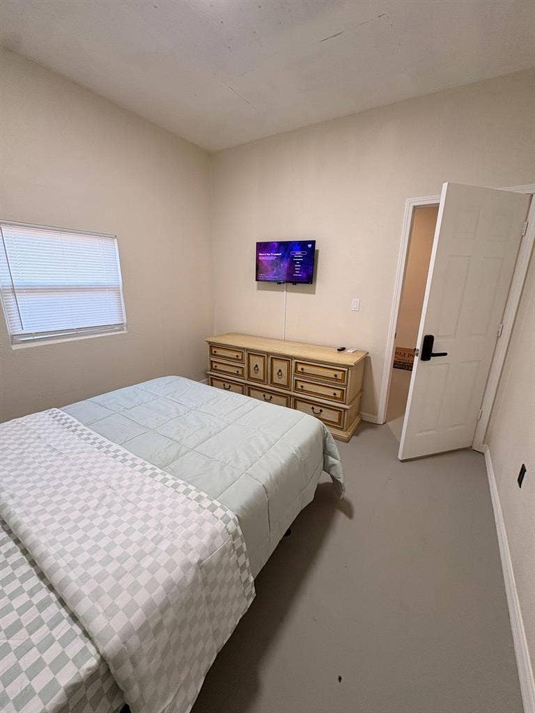 8 BR in Jacksonville