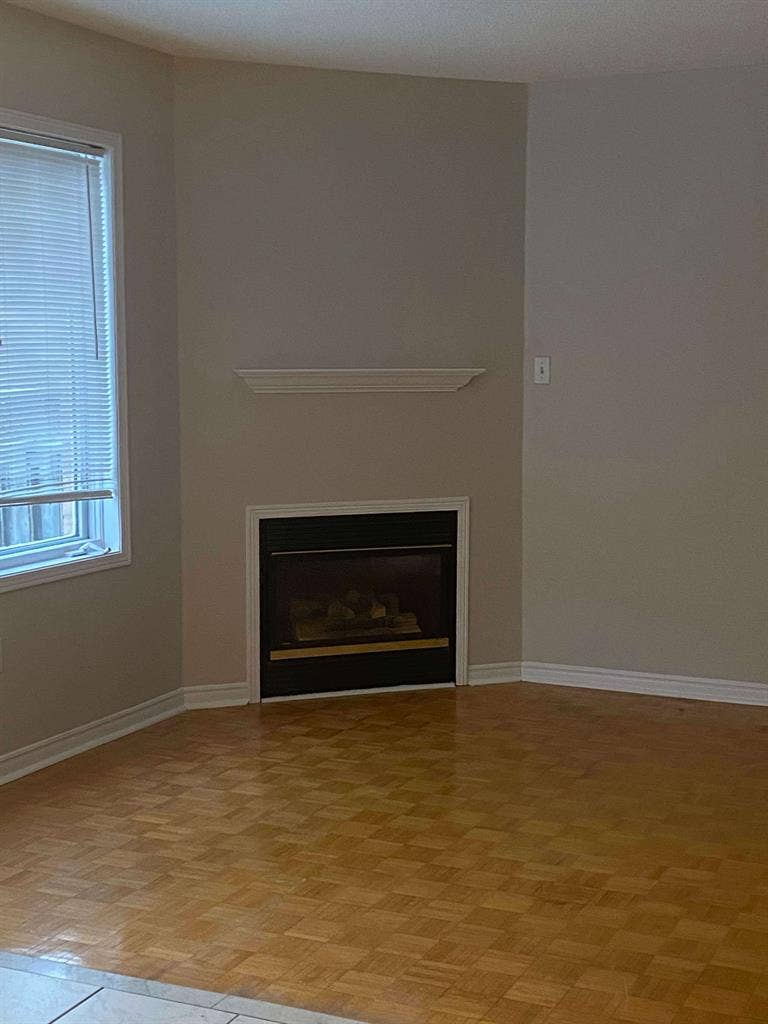 Rent Central Mississauga Detached