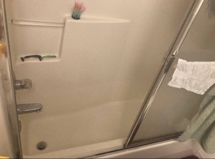 Room available in 4B2B House