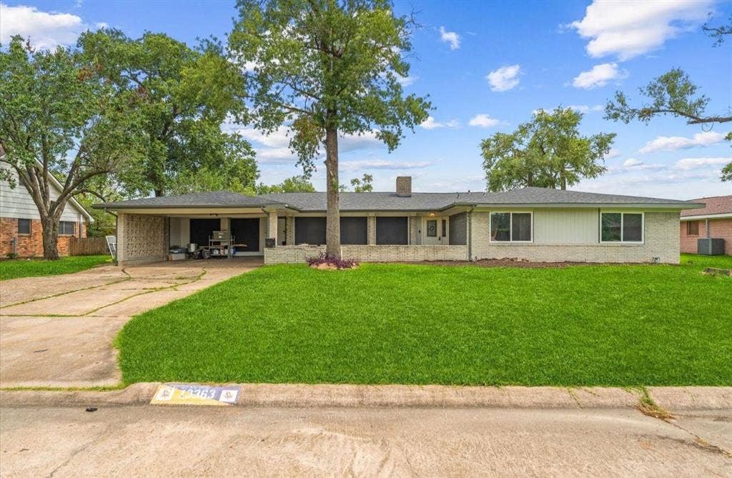 10 BR in Houston