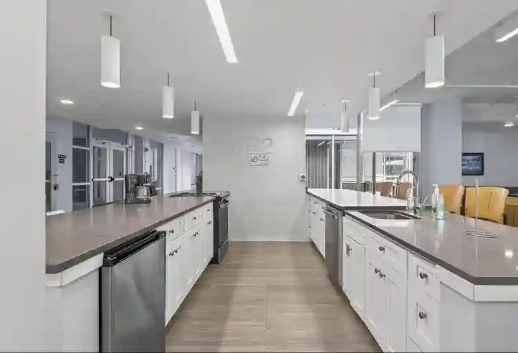 12 BR in Kansas City