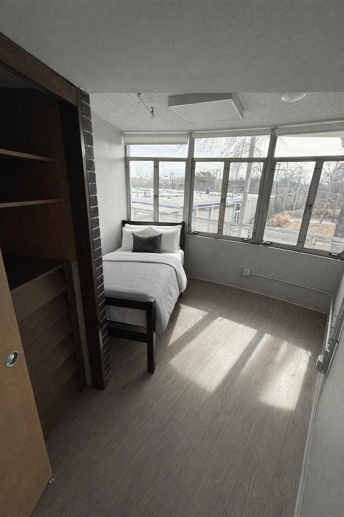 12 BR in Kansas City