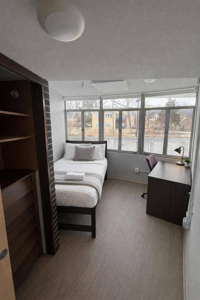 12 BR in Kansas City