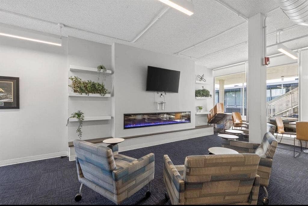 12 BR in Kansas City