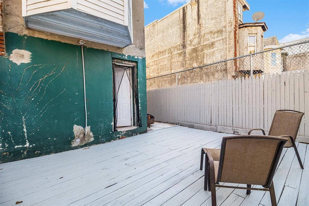 5 BR in Philadelphia