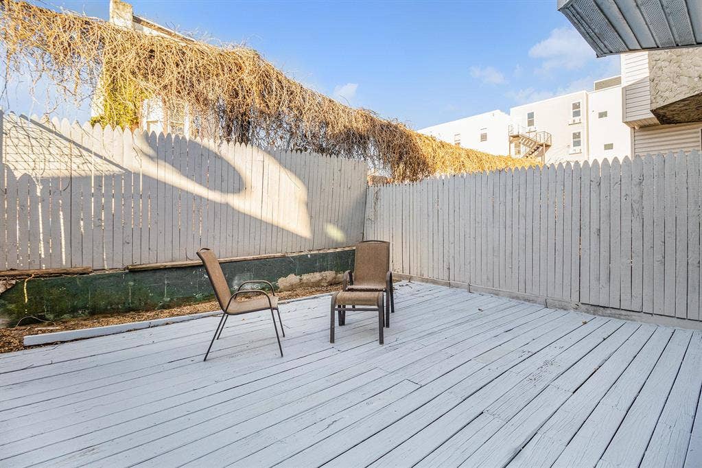 5 BR in Philadelphia