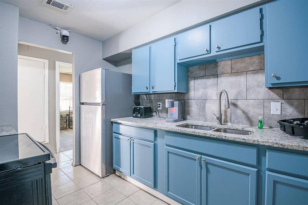 6 BR in Dallas