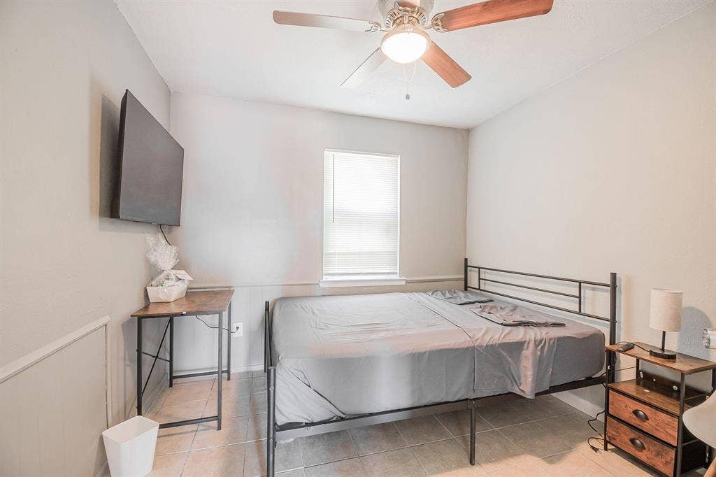 6 BR in Dallas