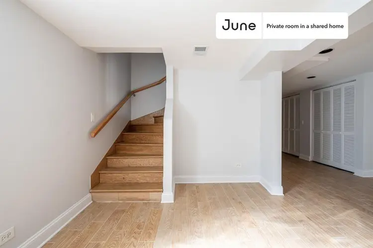 4 BR in Chicago