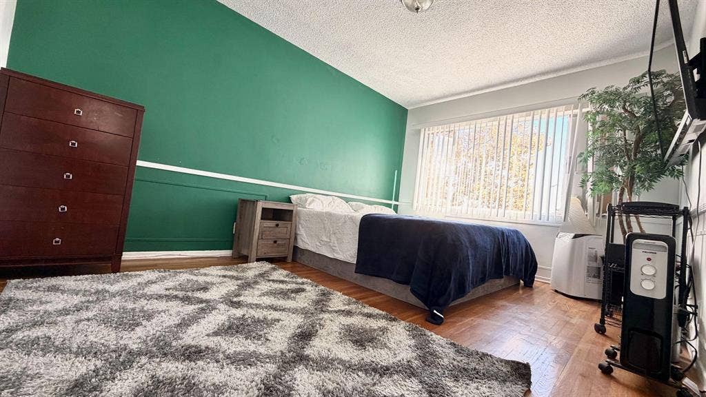 3 BR in Los Angeles