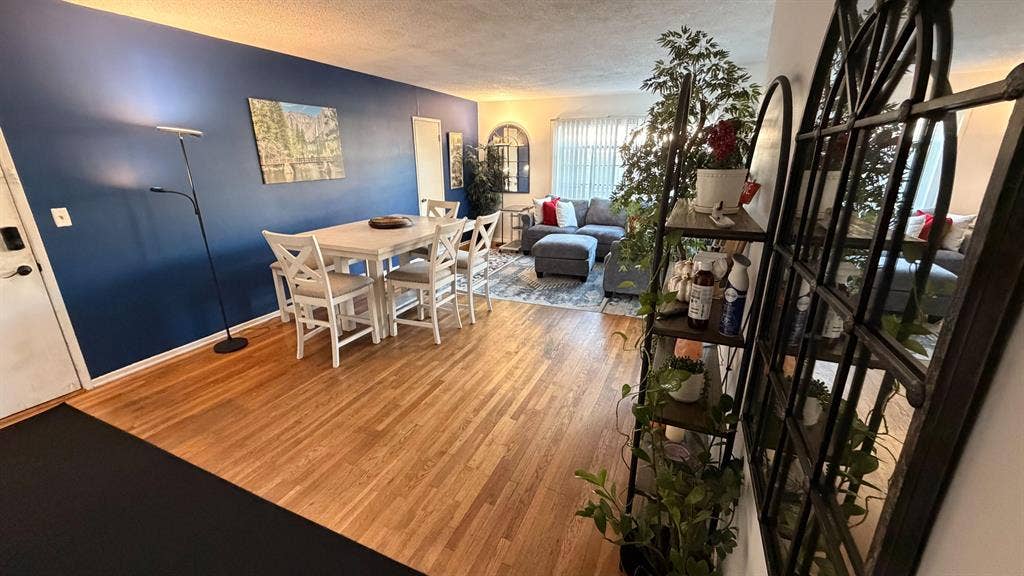 3 BR in Los Angeles