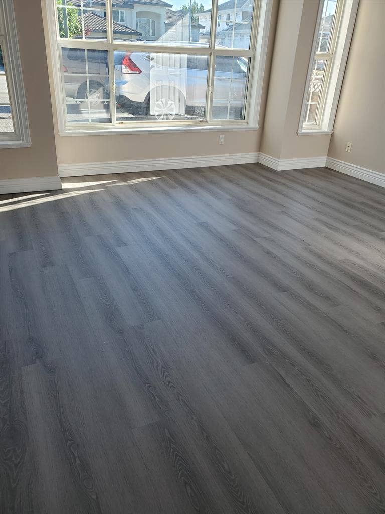 2 Bedroom suite in West Richmond BC