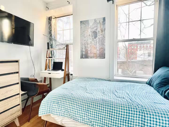 Room for Student or Professional
