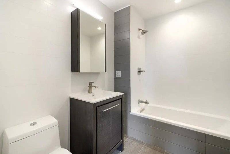 Furnished Room I min to Manhattan