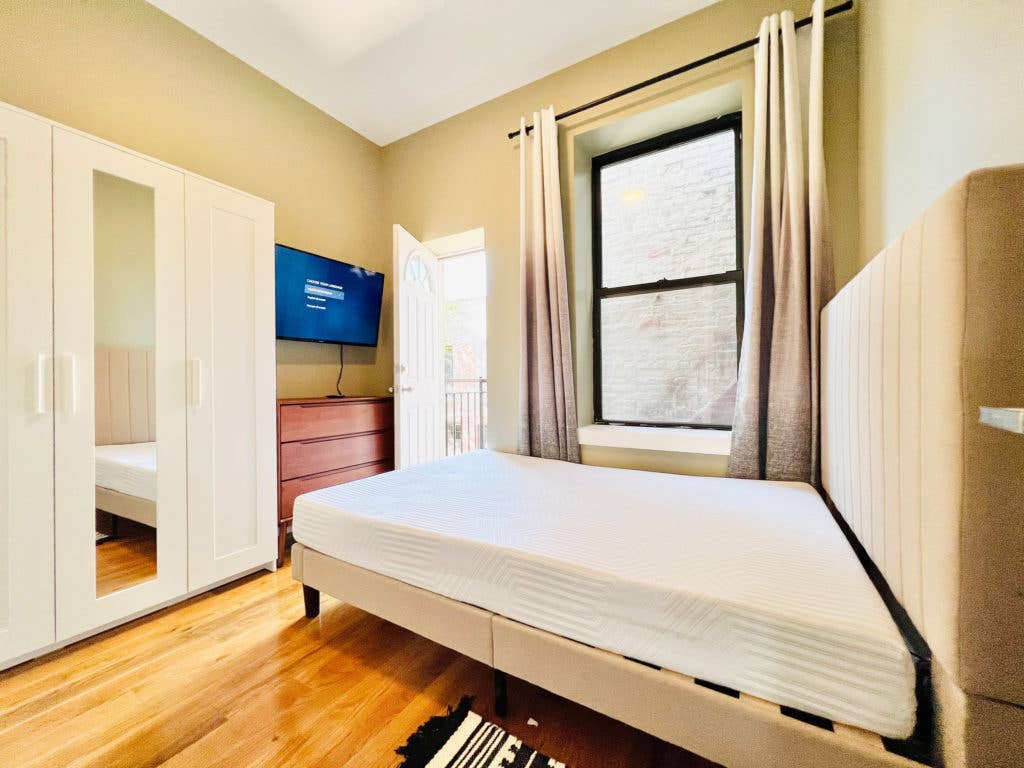 Room for Student or Professional
