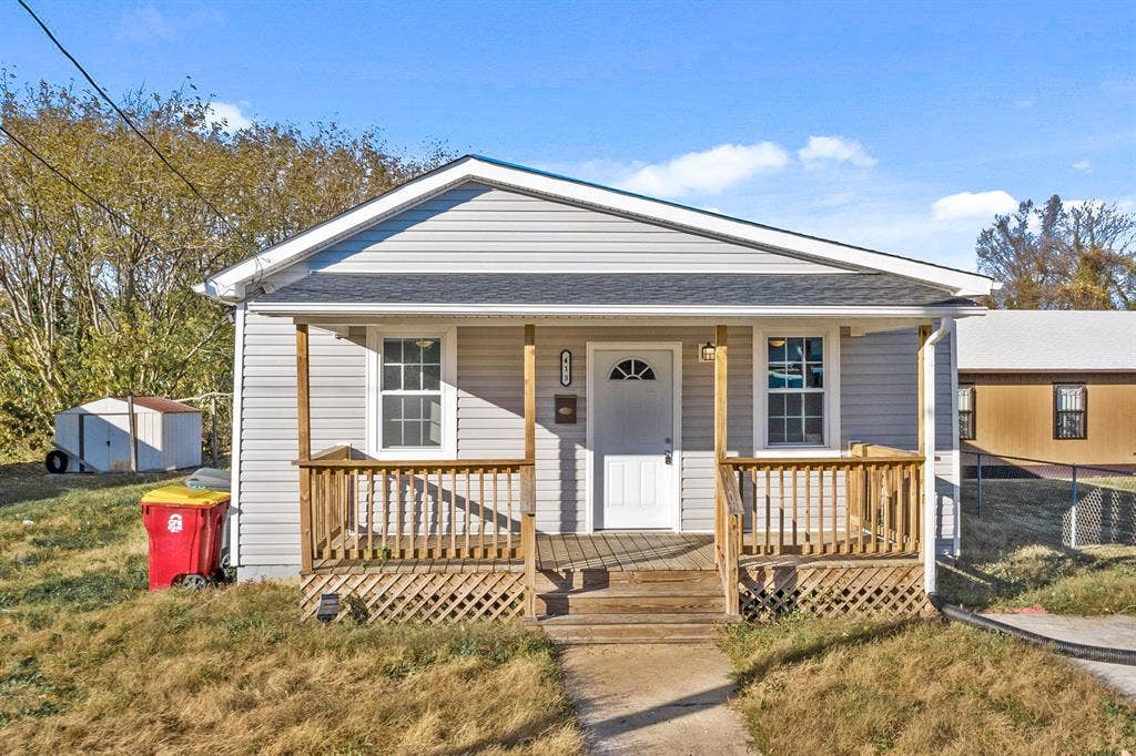 5 BR in Petersburg