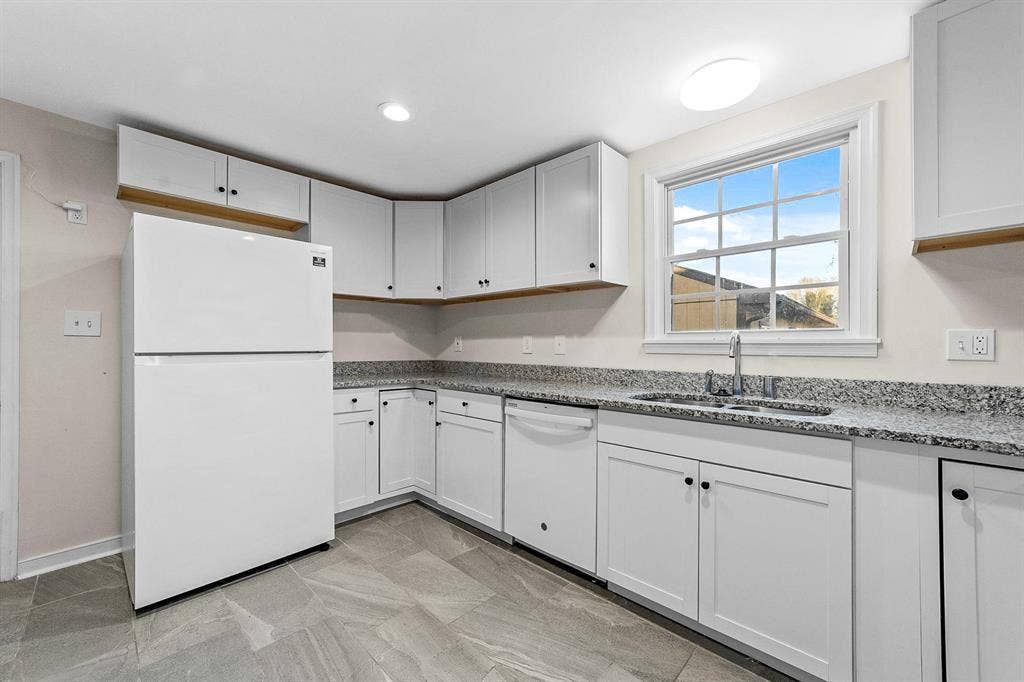 5 BR in Petersburg