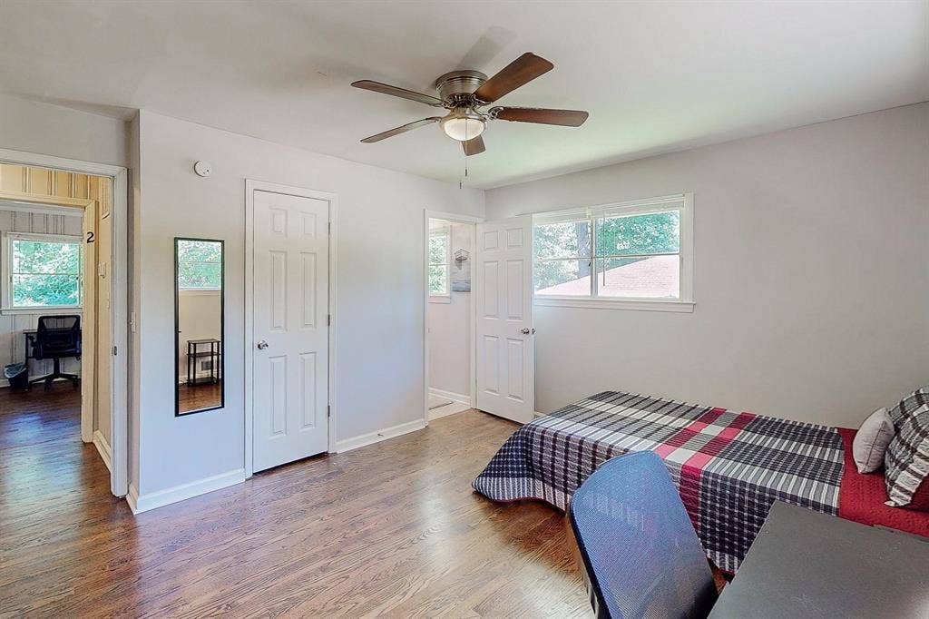 4 BR in Atlanta