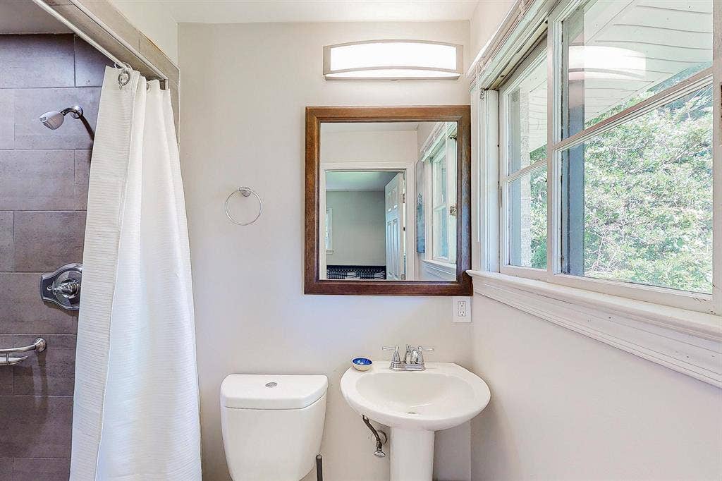4 BR in Atlanta