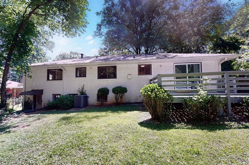 4 BR in Atlanta