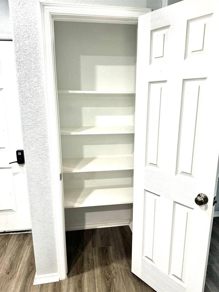8 BR in Houston