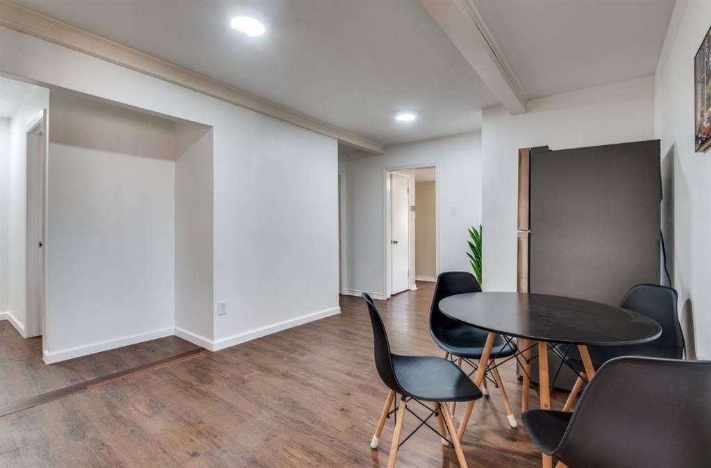 12 BR in Dallas
