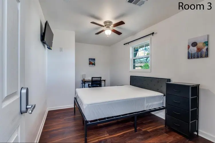 12 BR in Dallas