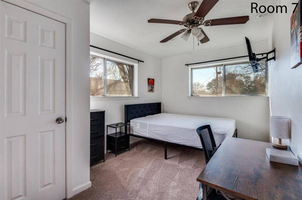 12 BR in Dallas