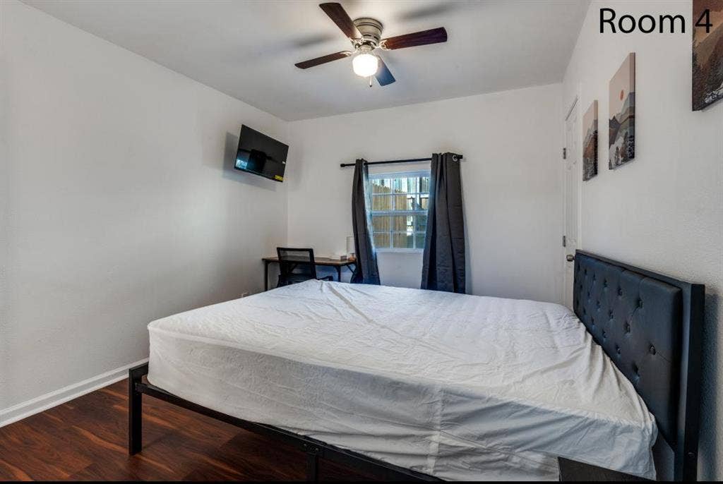 12 BR in Dallas