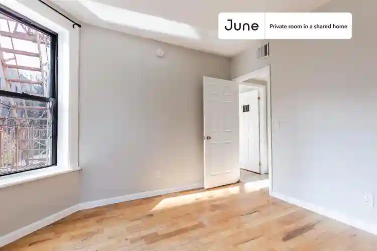 4 BR in New York City