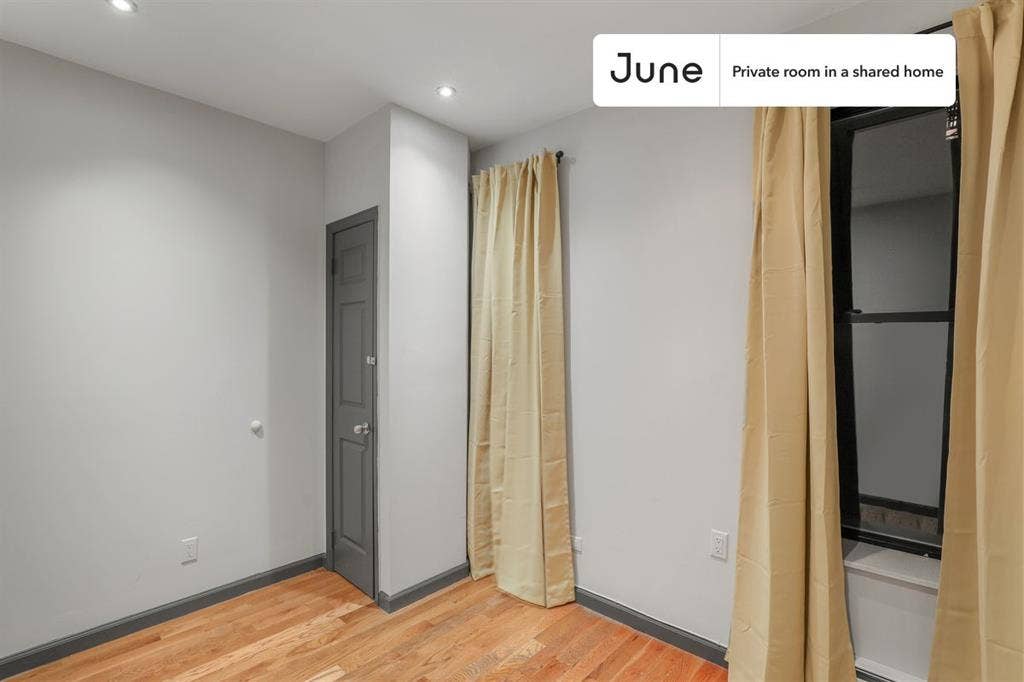 3 BR in New York City