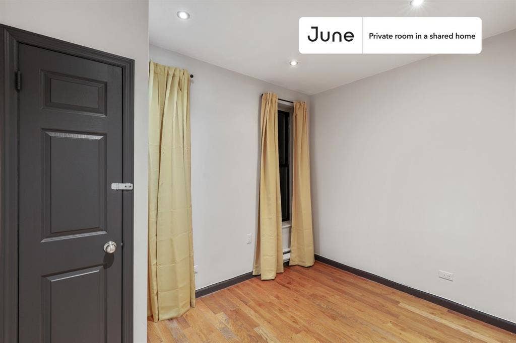 3 BR in New York City