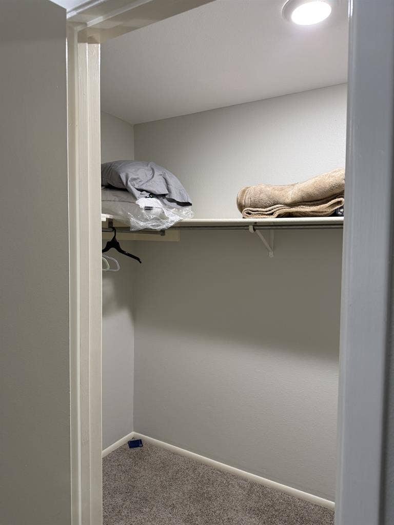 Room avail in Converse, TX