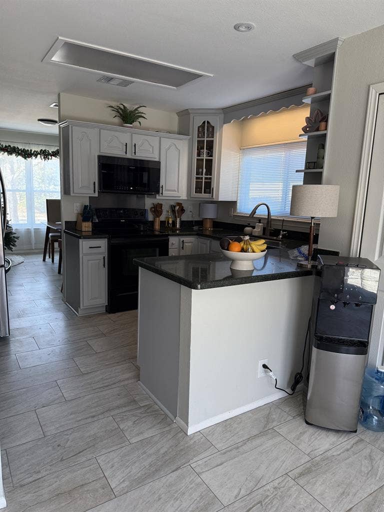 Room avail in Converse, TX