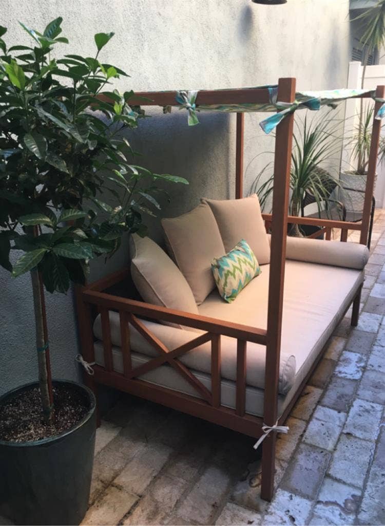 Looking for great female roommate!