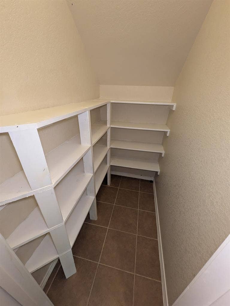 Furnished Room! Walk to UTSA!