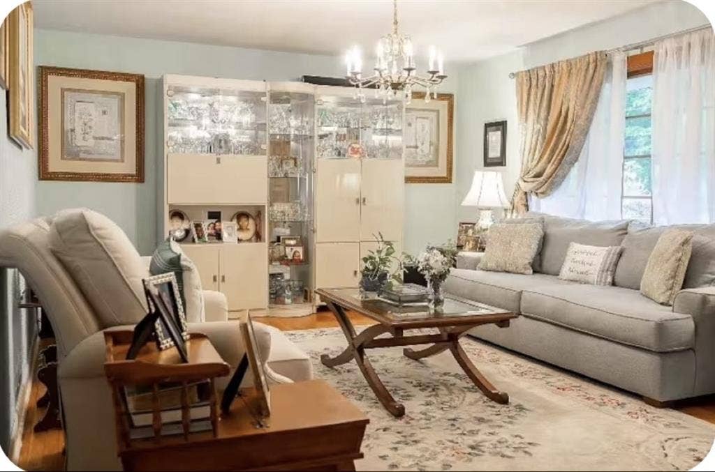 Cozy private room with En-suiteBath