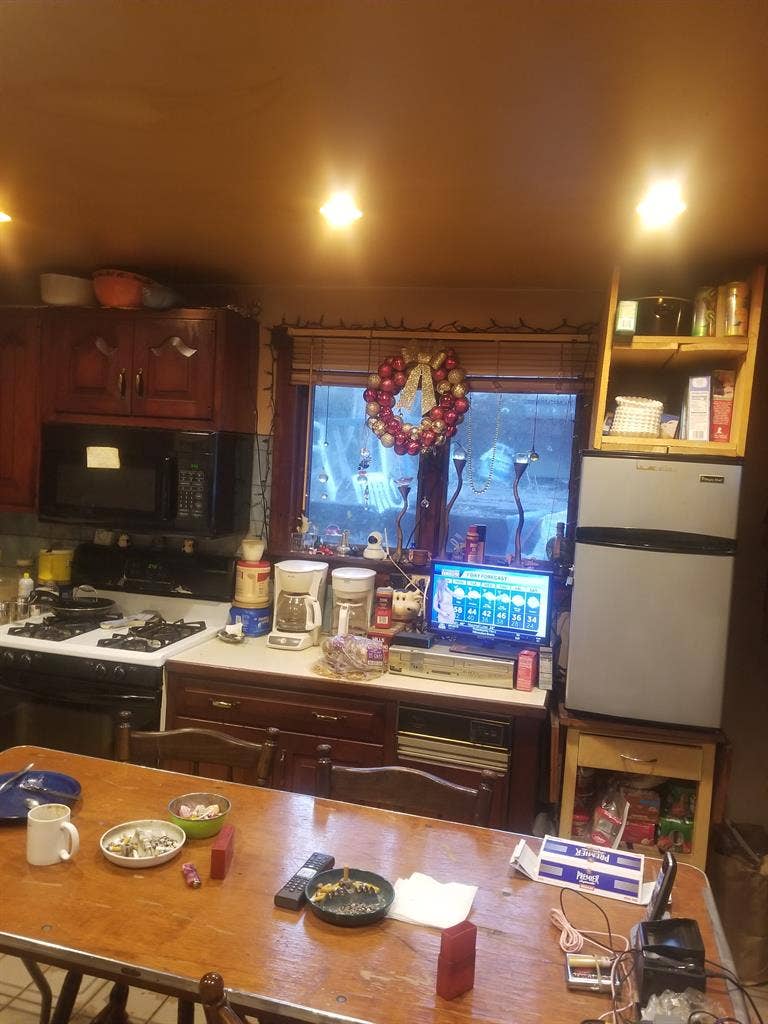 Share home own room  Marblehead
