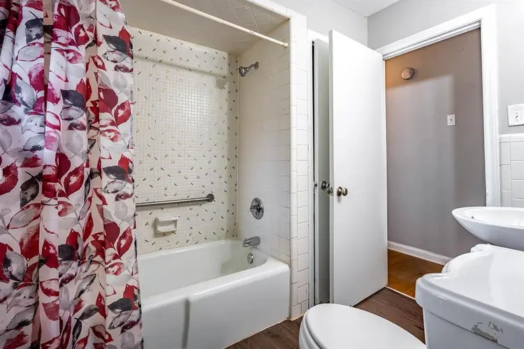 7 BR in Decatur