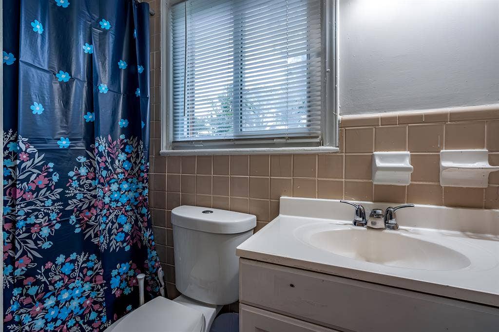 7 BR in Decatur