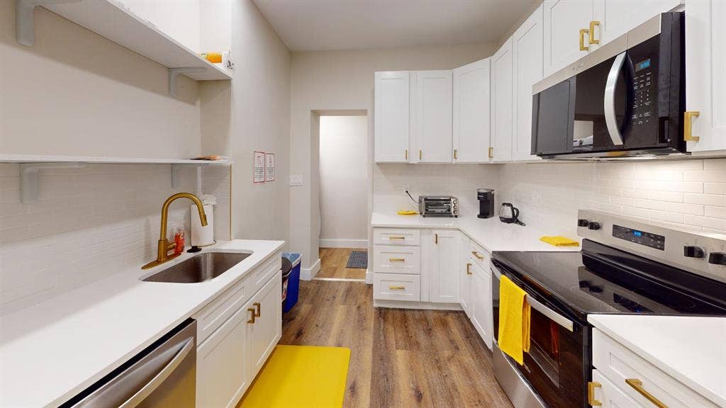 5 BR in Baltimore