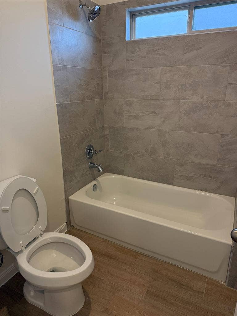 4 BR in Cypress