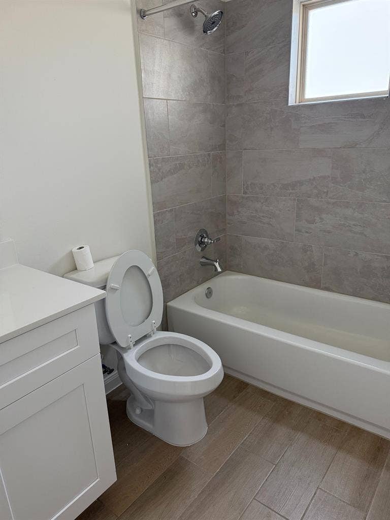 4 BR in Cypress