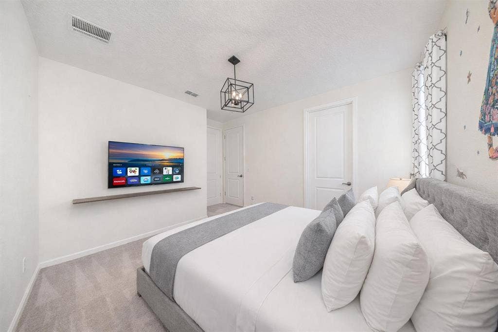 12 BR in Kissimmee