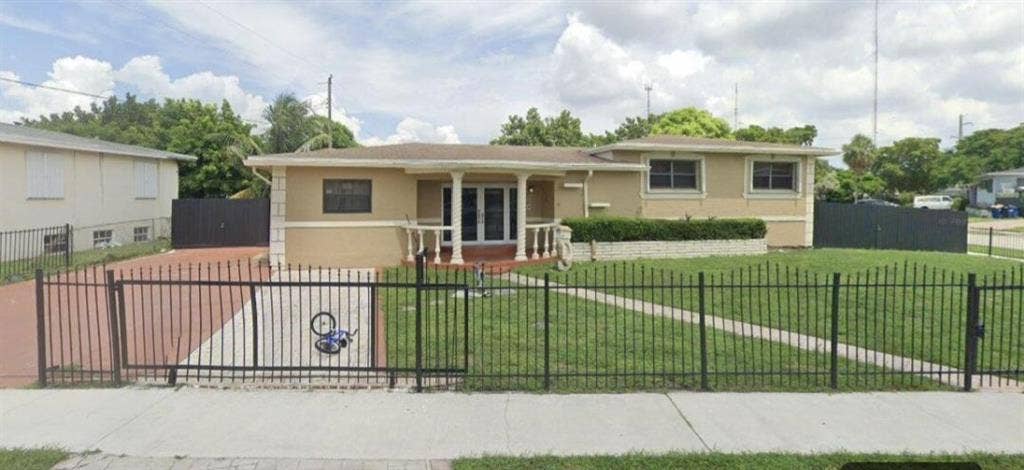1 BR in Miami Gardens